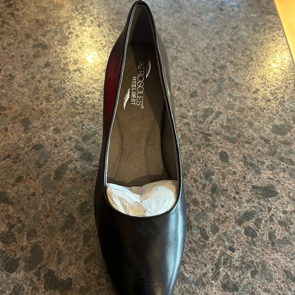 Aerosoles Exquisite Heels Size 9 Brand New